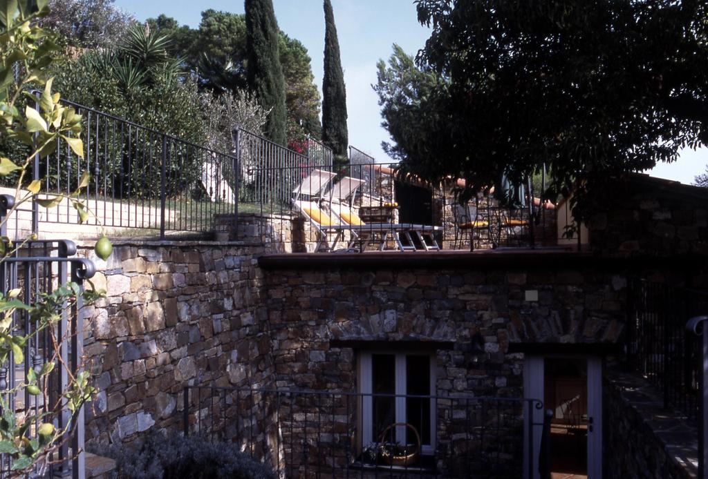 Uliveto Saglietto Agriturismo A Poggi Apartments Imperia Oda fotoğraf