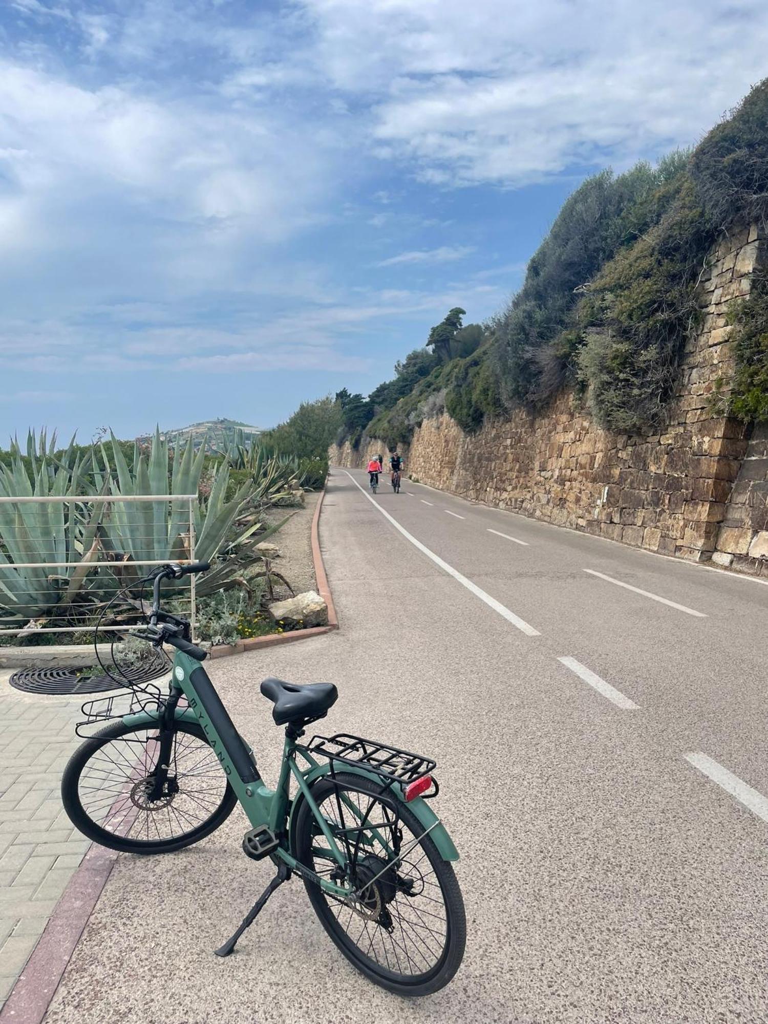 Uliveto Saglietto Agriturismo A Poggi Apartments Imperia Dış mekan fotoğraf