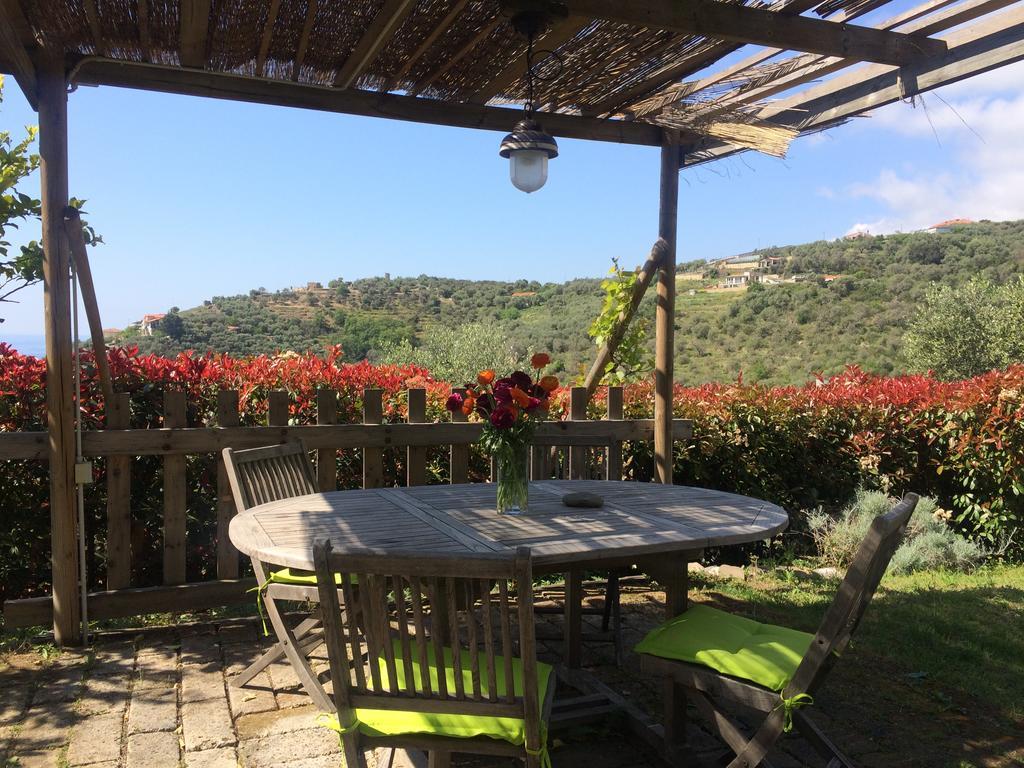 Uliveto Saglietto Agriturismo A Poggi Apartments Imperia Dış mekan fotoğraf